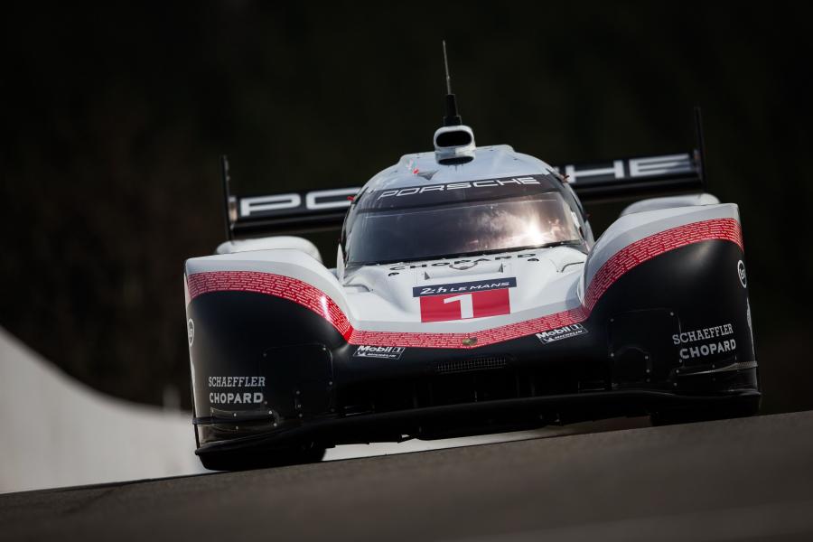  Porsche 919 Hybrid Evo 2018 года  (фото 2 из 17)